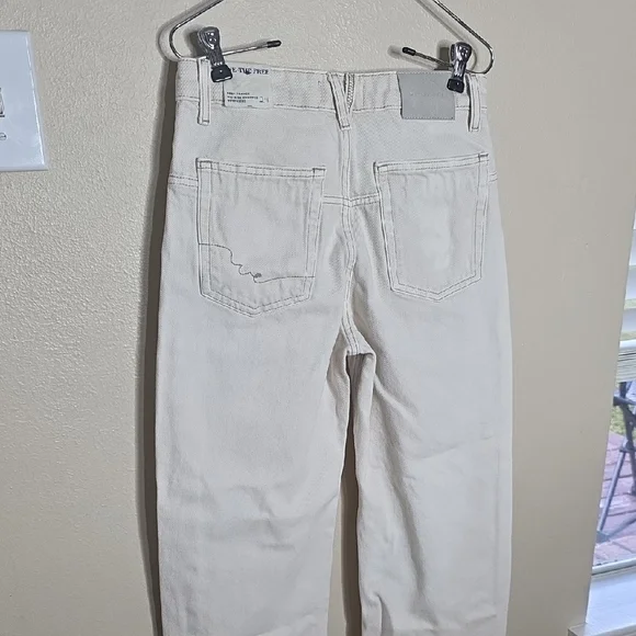 We The Free Jeans Deep Trance Dropped Boyfriend Wide Leg Denim Cream Size 24 - Picture 10 of 14